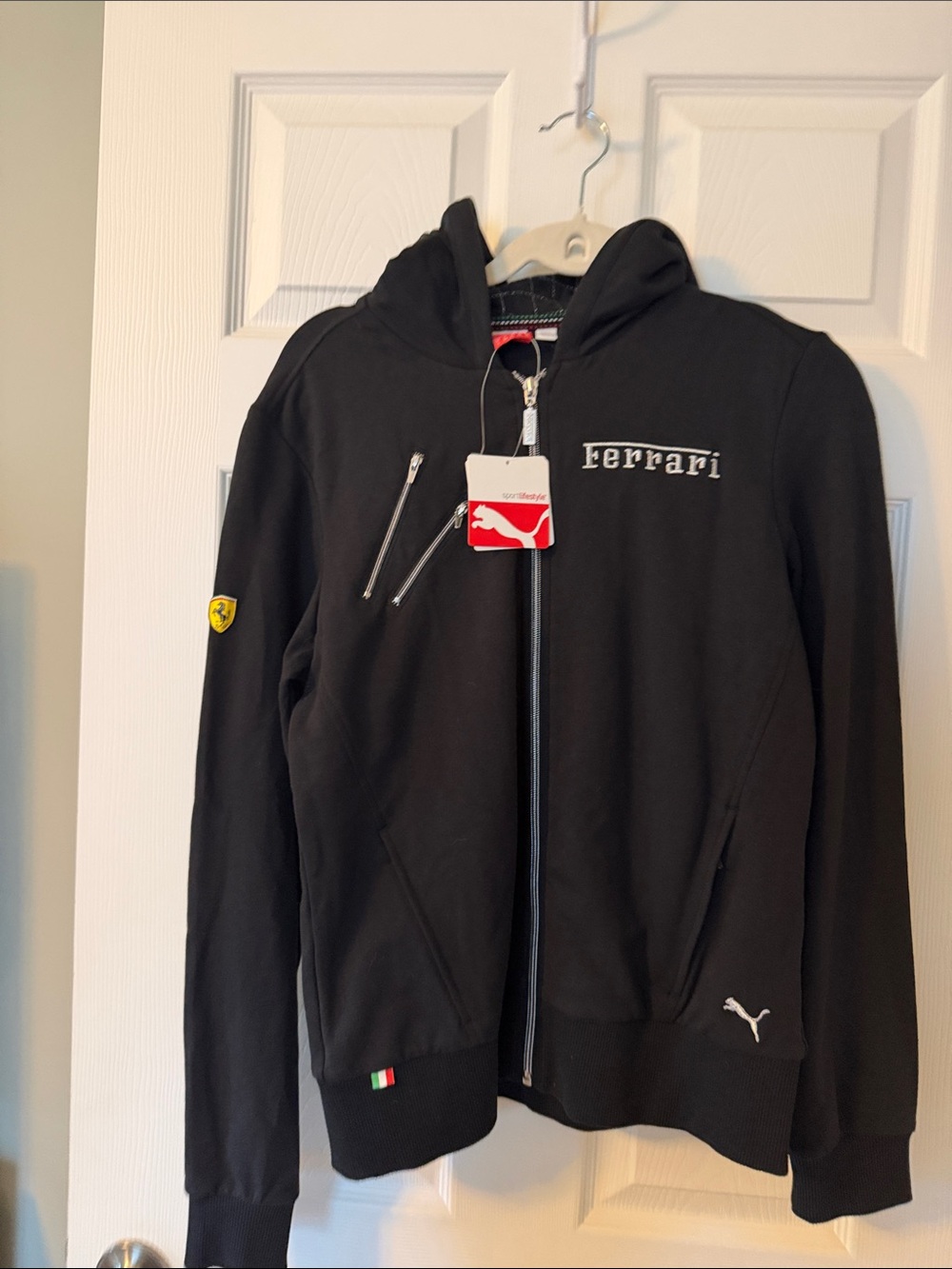 NWT-KIDS LARGE- Women SMALL
Puma Black Ferrari Zip-Up Hoodie with Silver Zippers